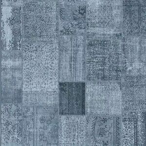 5 x 7 Blue Rug by Ruggable. Brand New and In the box. Bohemian style.